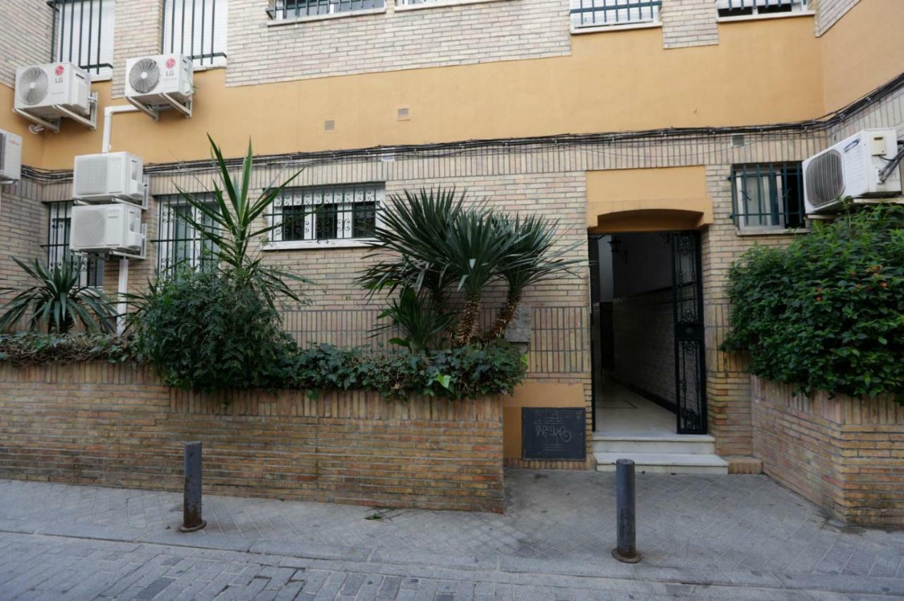 Brand New Charming Apartment Next To The River Sevilla Exteriör bild